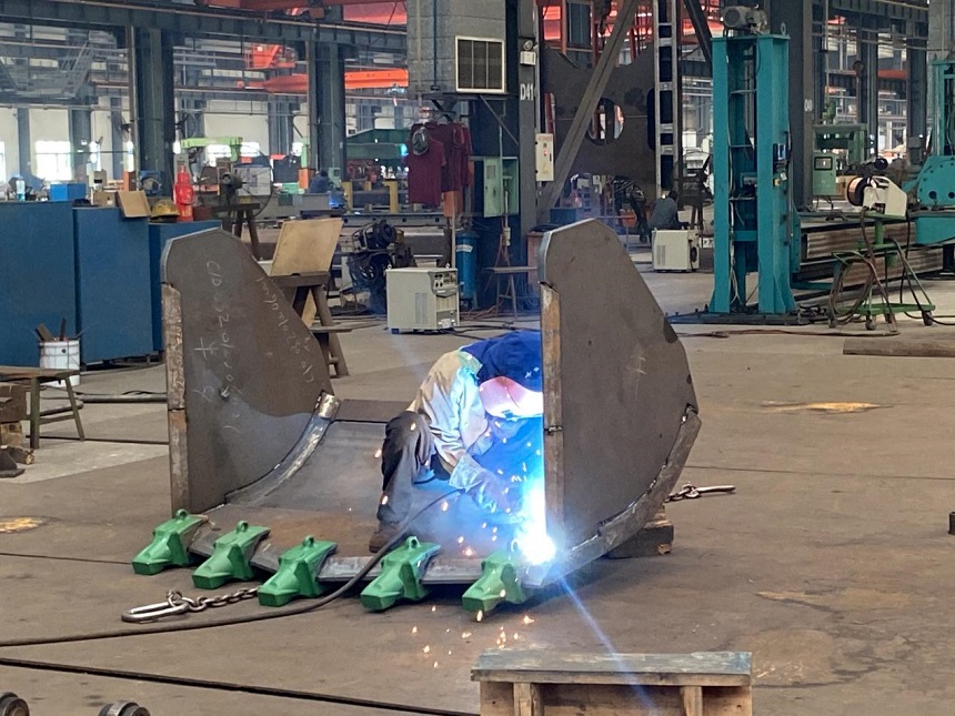 生产车间工作现场.jpg 生产车间工作现场.jpg